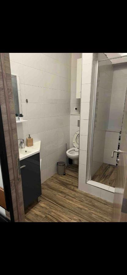 Sans Souci 1 Apartment Brussels Ngoại thất bức ảnh