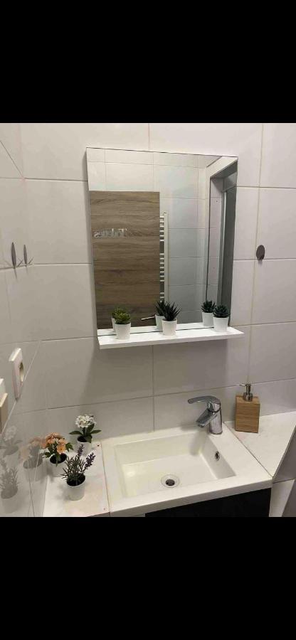 Sans Souci 1 Apartment Brussels Ngoại thất bức ảnh